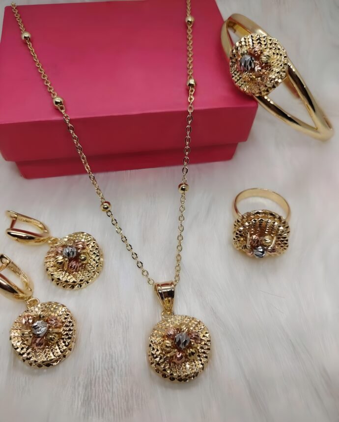 ⁦Parure Plaqué Or Chbika طقم الشبيكة أحجار ملونة شبيه الذهب 18 قيراط⁩ - الصورة ⁦3⁩